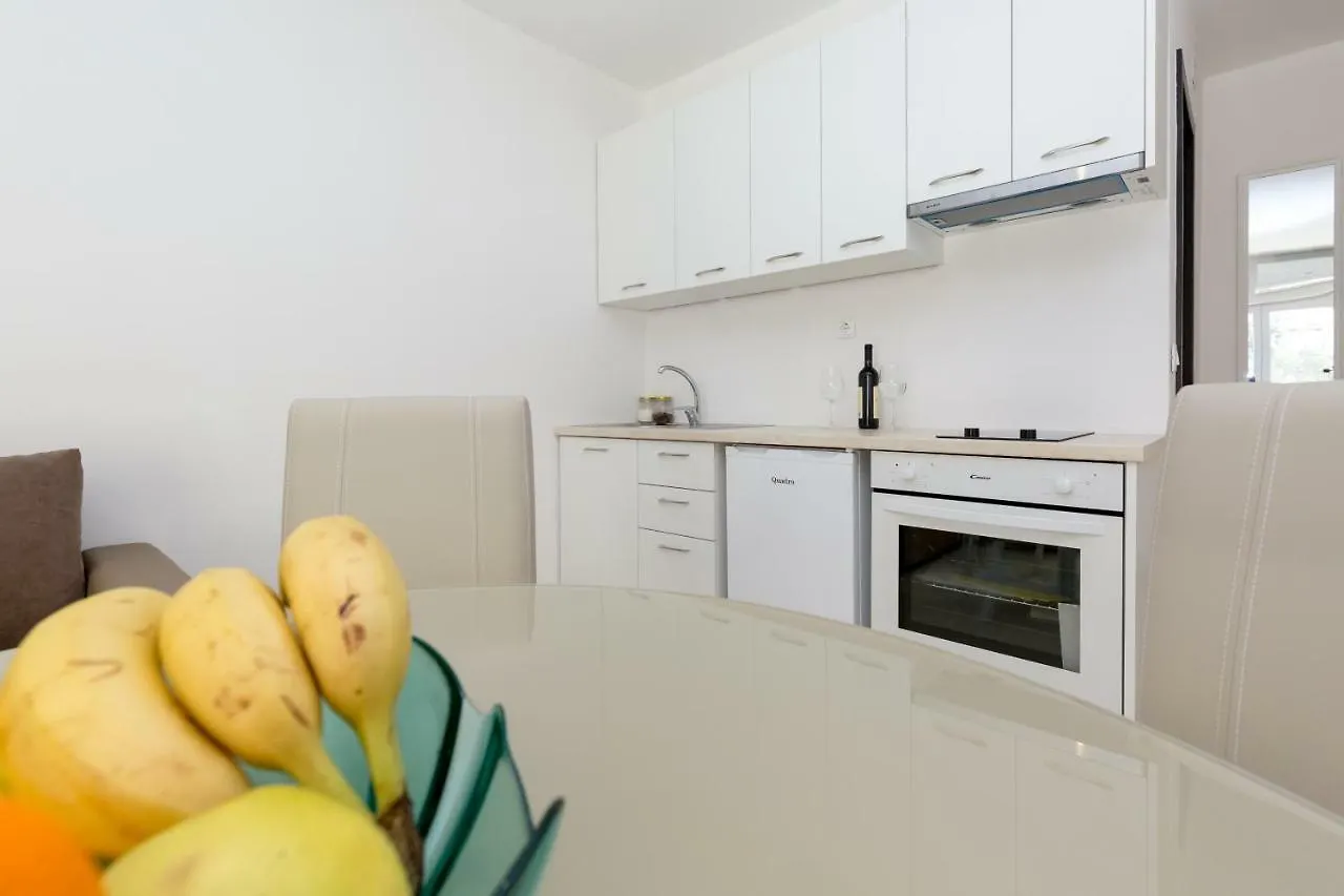 Memories Apartments