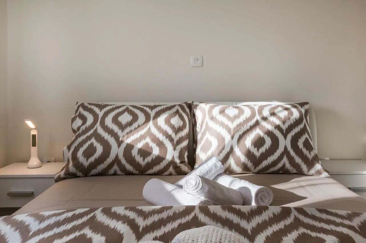 Memories Apartments